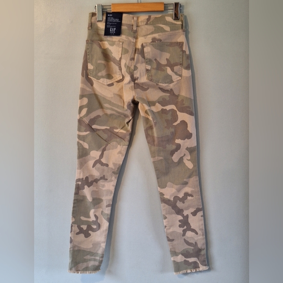GAP High Rise True Skinny Ankle in Tan Camo - Size 4 - Picture 2 of 7